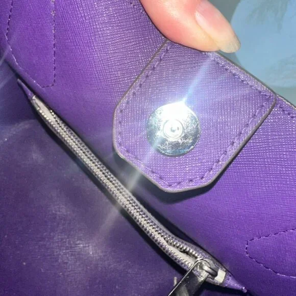 Michael Kors Greenwich Saffiano Leather Bucket Bag Grey/Purple, Arm & Crossbody - Picture 8 of 15